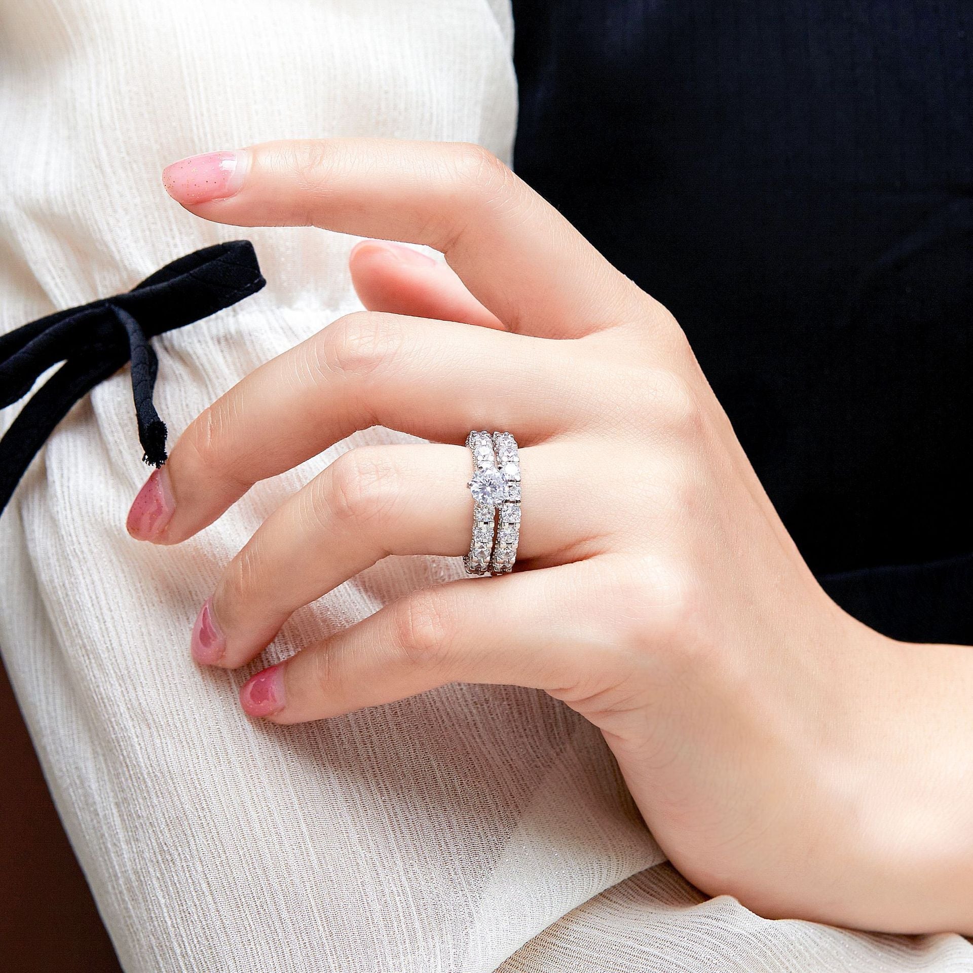 Timeless 1.0ct Round cut 2pc Wedding Ring Set for Women in Sterling Silver