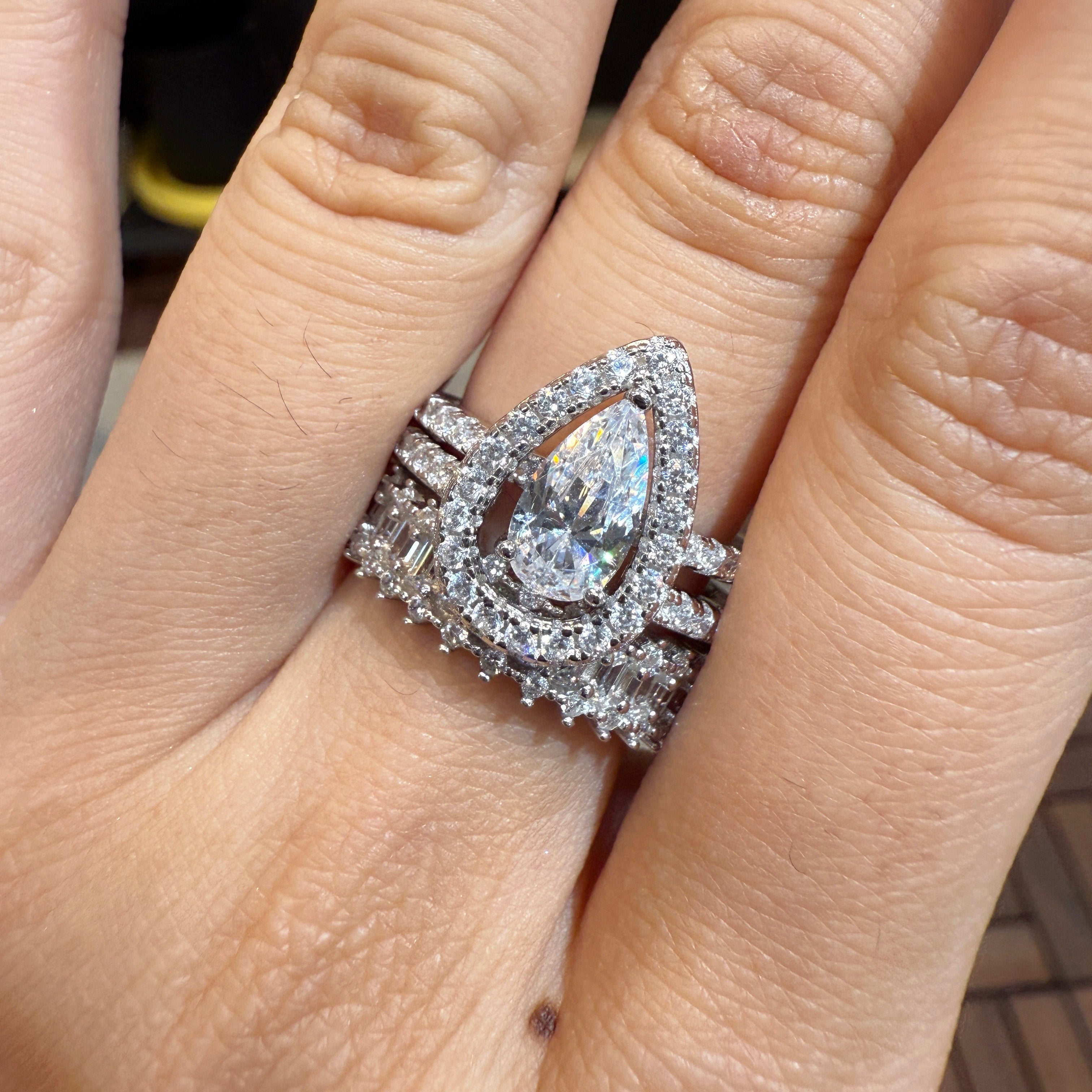 Stunning Marquise 1.5 Carat 3 - Piece Wedding Set in Sterling Silver