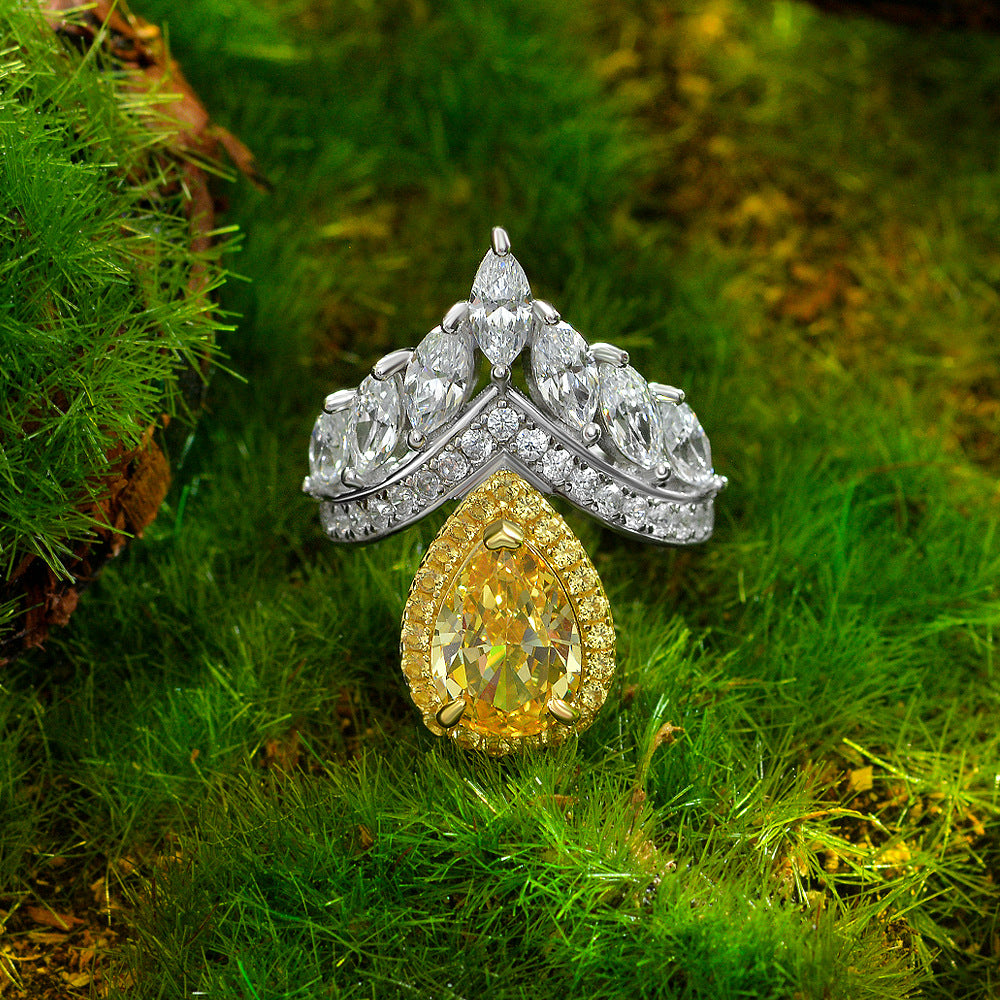 Regal 4.0ct Pear cut Engagement Ring for Women in Sterling Silver