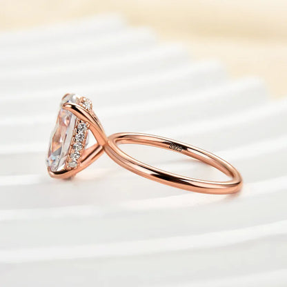 Dazzling Union 4.0ct Oval Cut Engagement Ring for Women in Sterling Silver