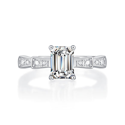 Elegant Bow – Emerald Allure 1 Karat Smaragd – Schliff-Moissanit-Solitärring aus Sterlingsilber 925 – Größenverstellbar