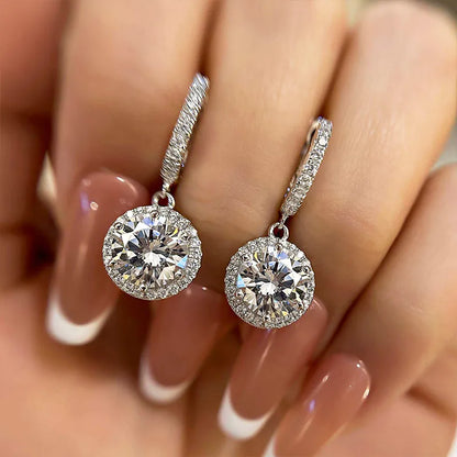Stunning Lustrous 1.0Ct Women's Stud Earrings