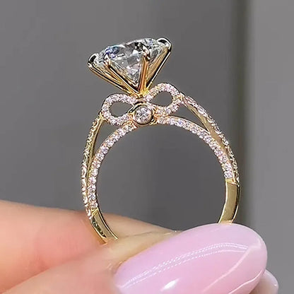Grand Splendor 3.0ct Round Cut Engagement Ring for Women in Sterling Silver