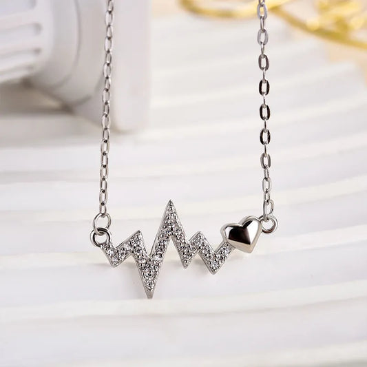 Refined Halo Pendant Necklace For Women In White Gold