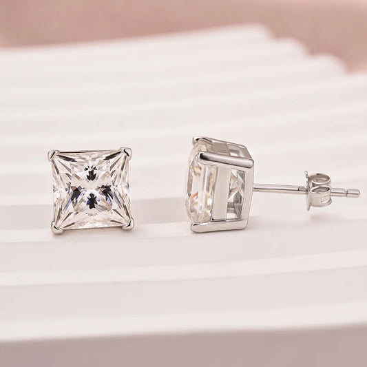 Polished Sparkling 2.0Ct Women's Stud Earrings