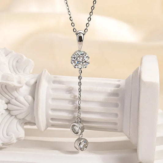 2.0 Ct Radiant Round Cut Pendant Necklace In White Gold