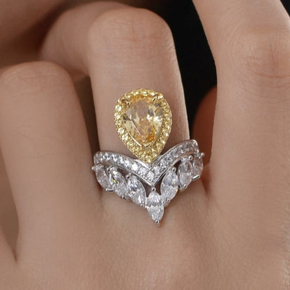 Regal 4.0ct Pear cut Engagement Ring for Women in Sterling Silver