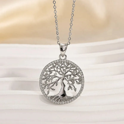 0.3 Ct Modern Halo Round Cut Pendant Necklace In White Gold