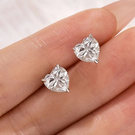 Elegant Minimal 1.2Ct Women's Stud Earrings