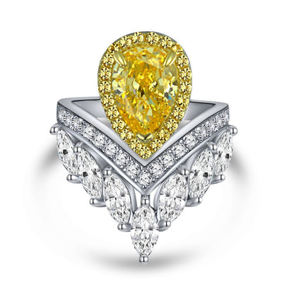 Regal 4.0ct Pear cut Engagement Ring for Women in Sterling Silver