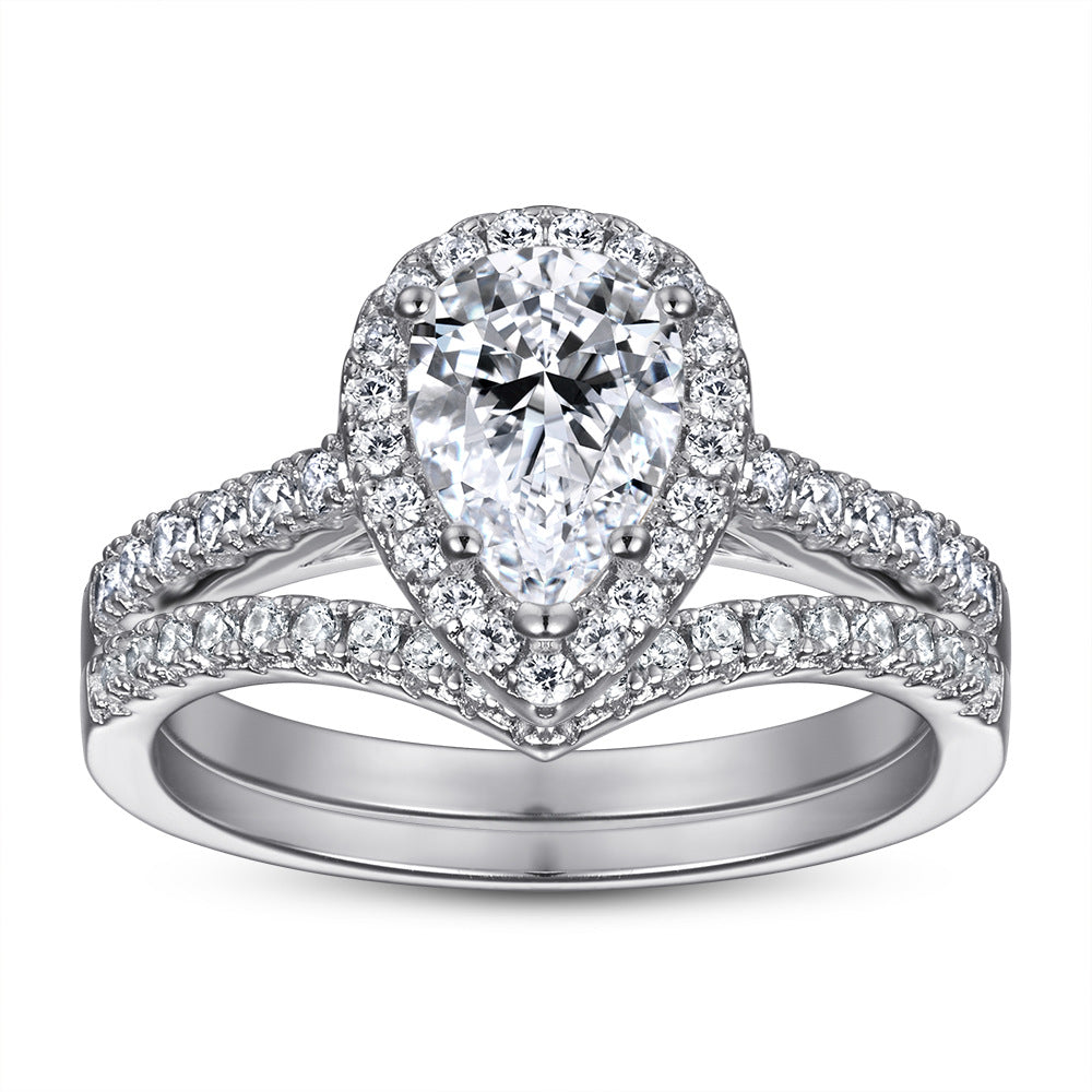 Romantic 1.5ct Pear cut 2pc Wedding Ring Set for Women in Sterling Silver