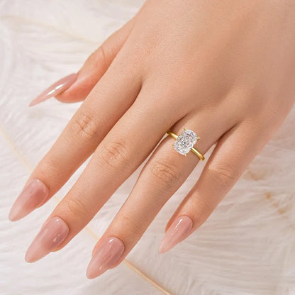 Grand Splendor 3.5ct Oval Cut Engagement Ring for Women in Sterling Silver