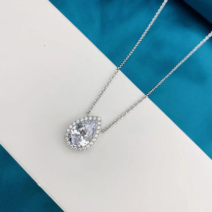 3.0ct Sophisticated Pear Cut Pendant Necklace For Women In White Gold