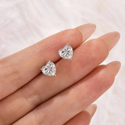 Elegant Minimal 1.2Ct Women's Stud Earrings
