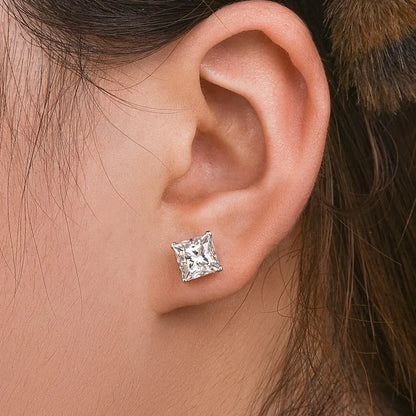 Polished Sparkling 2.0Ct Women's Stud Earrings