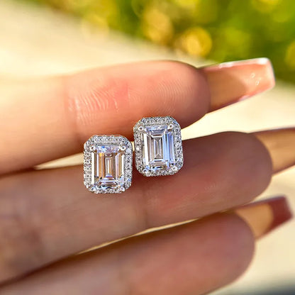 Classic Sparkling 1.5Ct Women's Stud Earrings