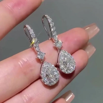 Sophisticated Minimal 2.0Ct Women's Stud Earrings