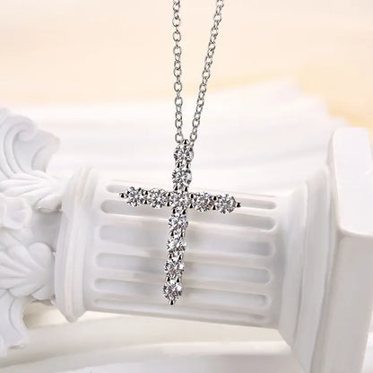 Timeless Pendant Necklace For Women In White Gold