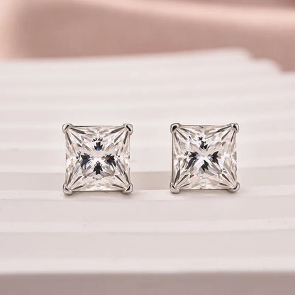Polished Sparkling 2.0Ct Women's Stud Earrings