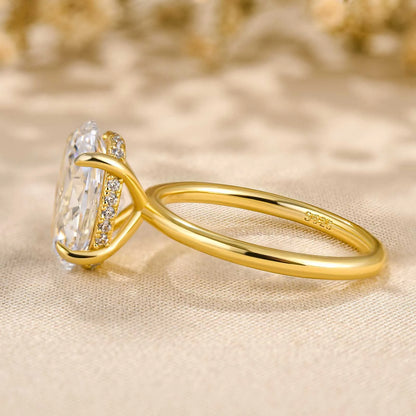 Dazzling Union 4.0ct Oval Cut Engagement Ring for Women in Sterling Silver