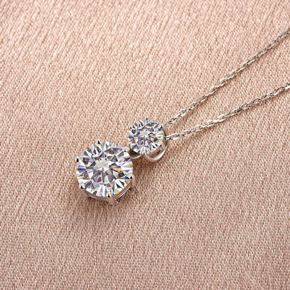 4.0ct Elegant Round Cut Pendant Necklace In White Gold