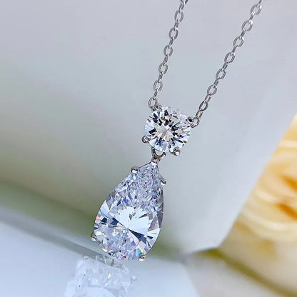 6.5ct Luxe Pear Cut Pendant Necklace For Women In White Gold
