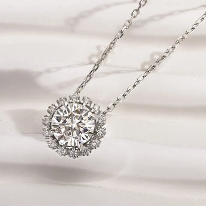 1.0ct Modern Round Cut Pendant Necklace In White Gold