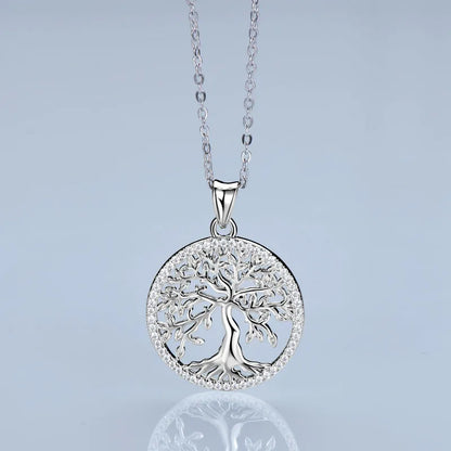 0.3 Ct Modern Halo Round Cut Pendant Necklace In White Gold