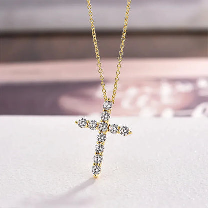 Timeless Pendant Necklace For Women In White Gold