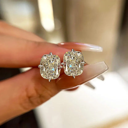 Graceful Modern 4.0Ct Women's Stud Earrings