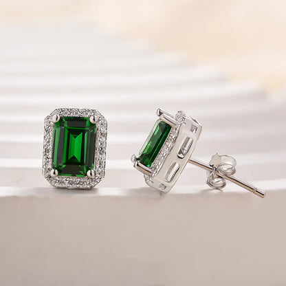 Graceful Modern 1.5Ct Women's Stud Earrings