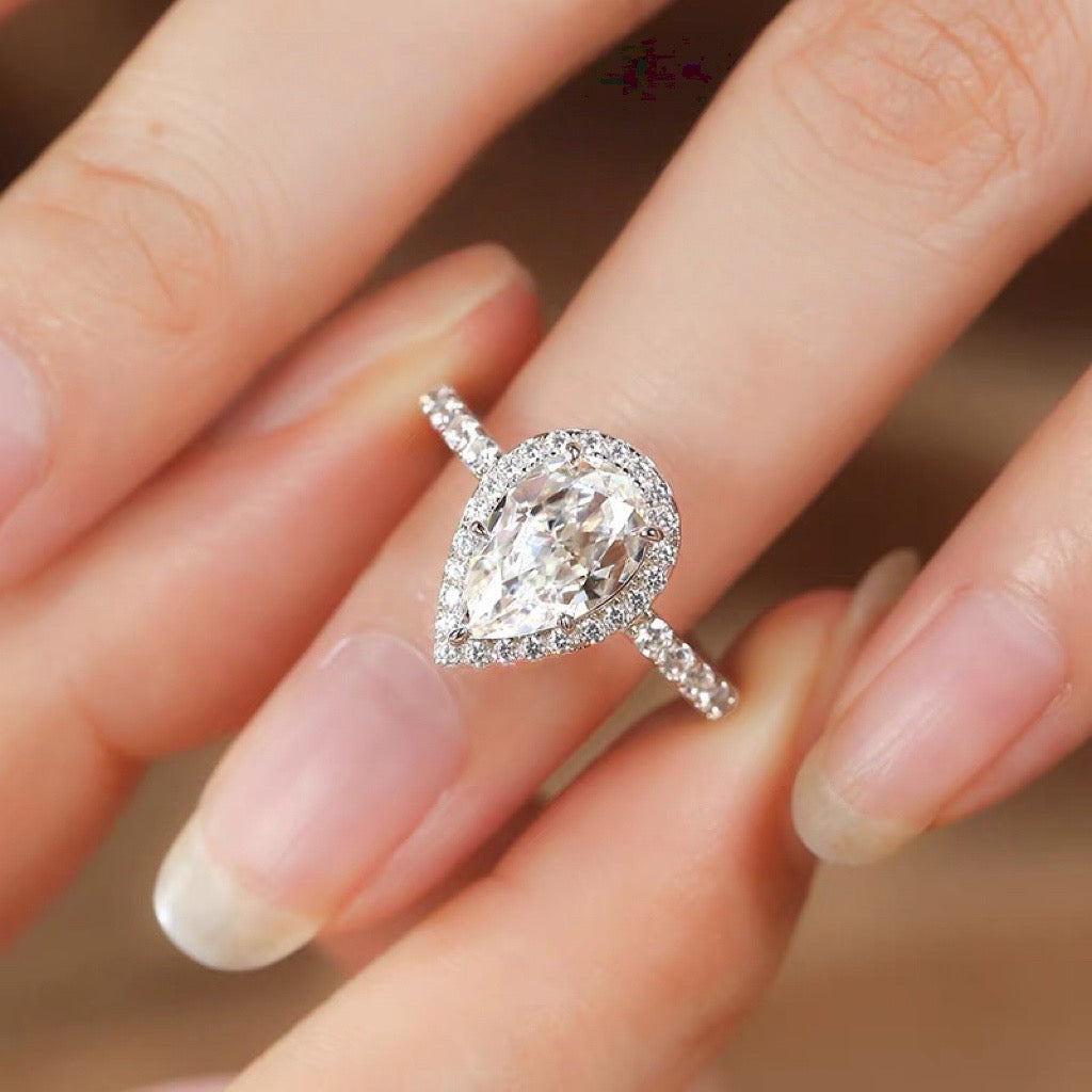 Glamorous Pear 3CT Moissanite Solitaire Ring in Sterling Silver 925