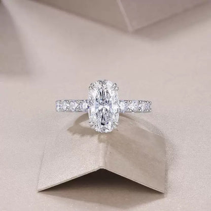 Graceful Oval 4CT Moissanite Solitaire Ring in Sterling Silver 925