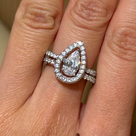 Petal Drop 1.5 Carat Pear Cut 2-Piece Wedding Set in Sterling Silver