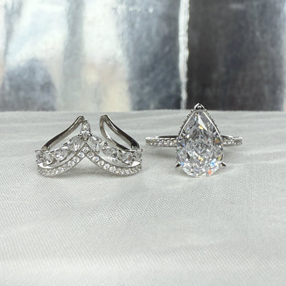Enchanting Spark 3.0 Carat Pear Cut 2-Piece Wedding Set in Sterling Silver