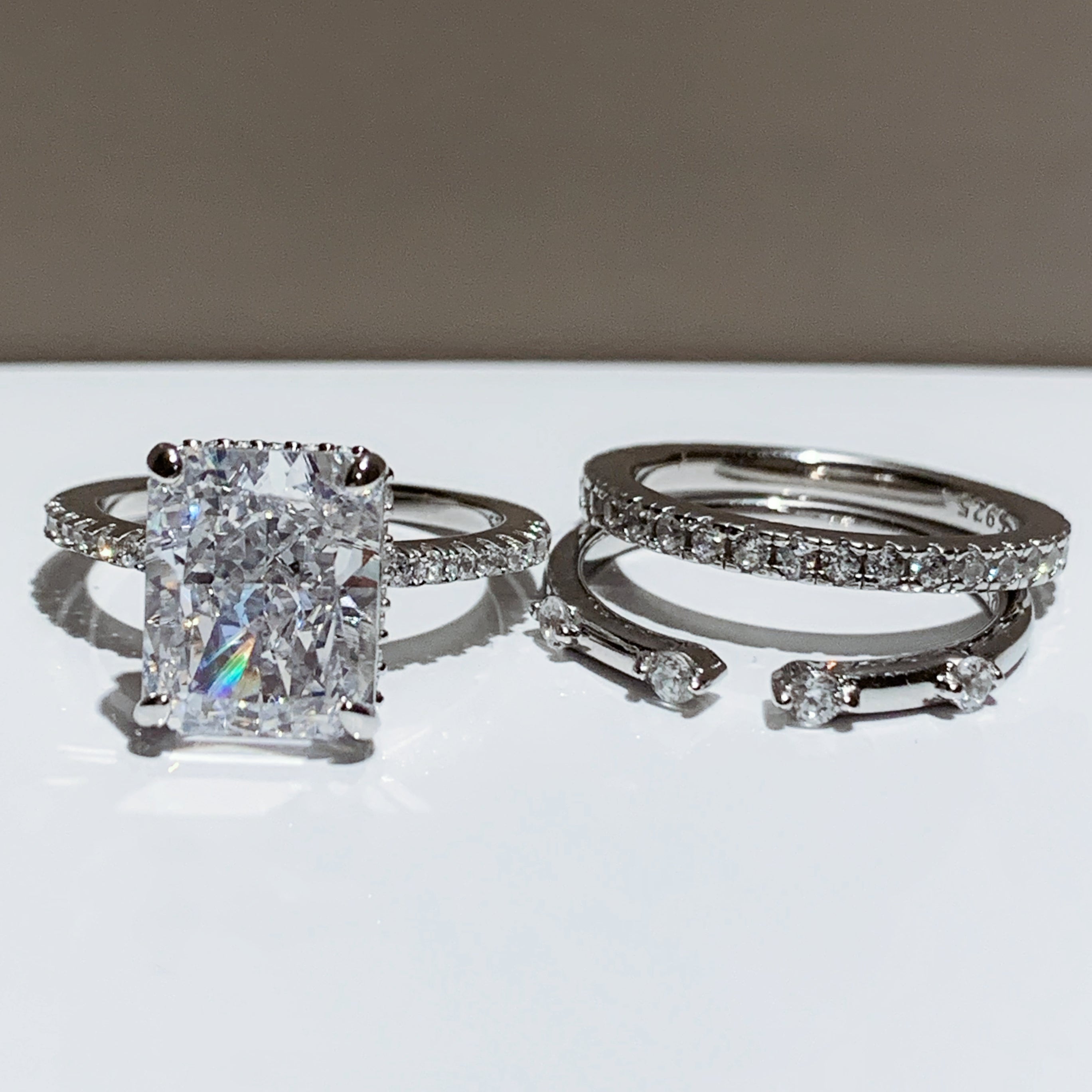 Grand Splendor 2.0 Carat Radiant Cut 3-Piece Wedding Set in Sterling Silver