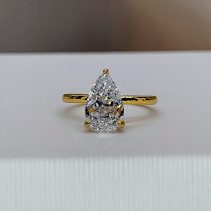 Golden Teardrop 2Ct Pear Cut Simulated Diamond Engagement Ring in Yellow Gold Plated Silver