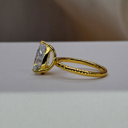 Golden Teardrop 2Ct Pear Cut Simulated Diamond Engagement Ring in Yellow Gold Plated Silver