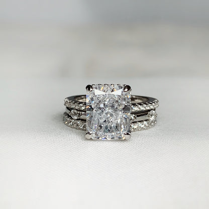 Grand Splendor 2.0 Carat Radiant Cut 3-Piece Wedding Set in Sterling Silver